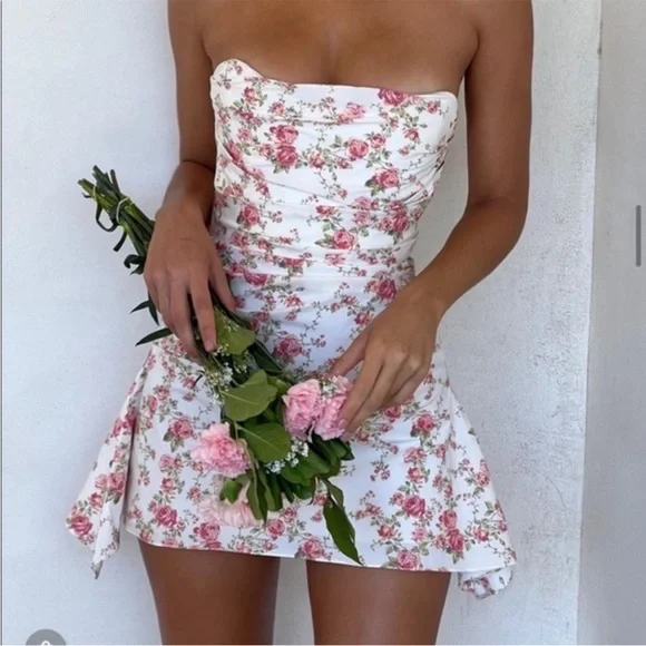 House of CB ‘Jasmine’ Rose Print Draped Corset Dress NWOT - Picture 4 of 17